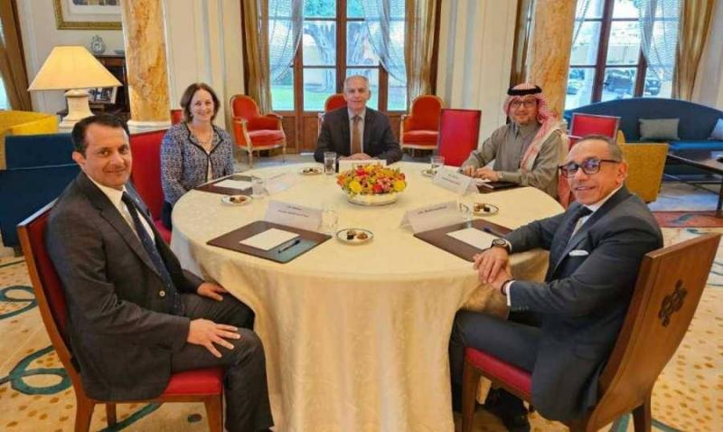 كرة النار الخماسية في الأحضان اللبنانية