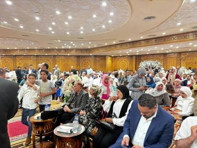 ضجة في مصر.. ظهور ابنة داعية شهير بدون حجاب