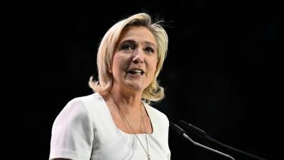 لوبان: انتخابات مبكرة جديدة تنتظر فرنسا