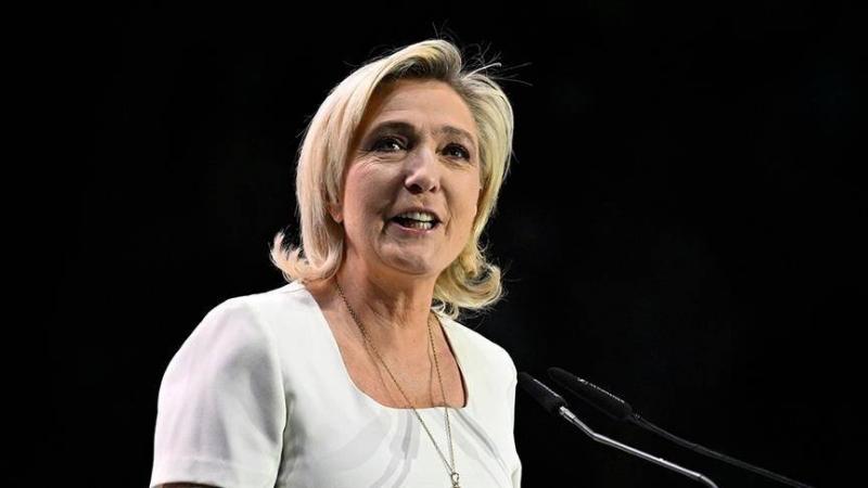 لوبان: انتخابات مبكرة جديدة تنتظر فرنسا